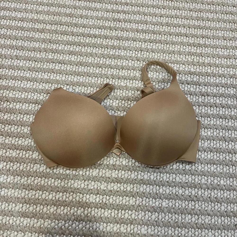 SKIMS Smooth T-Shirt Bra in Nude Tan preowned very good condition